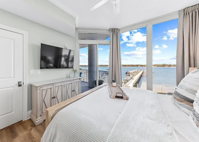 Holiday home Beautiful Lagoon Front 3 Bedroom Gulf Shores