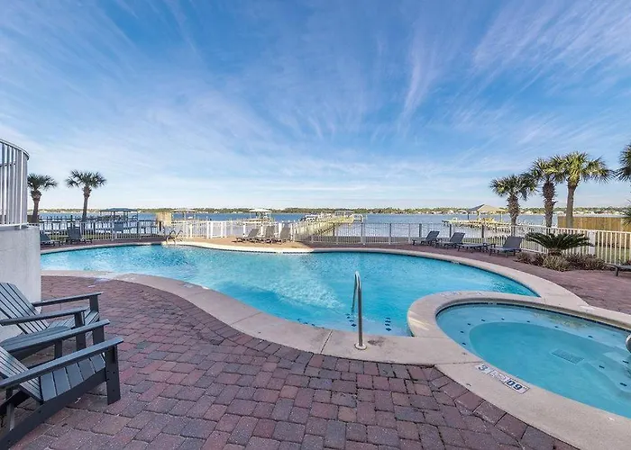 Beautiful Lagoon Front 3 Bedroom * Gulf Shores